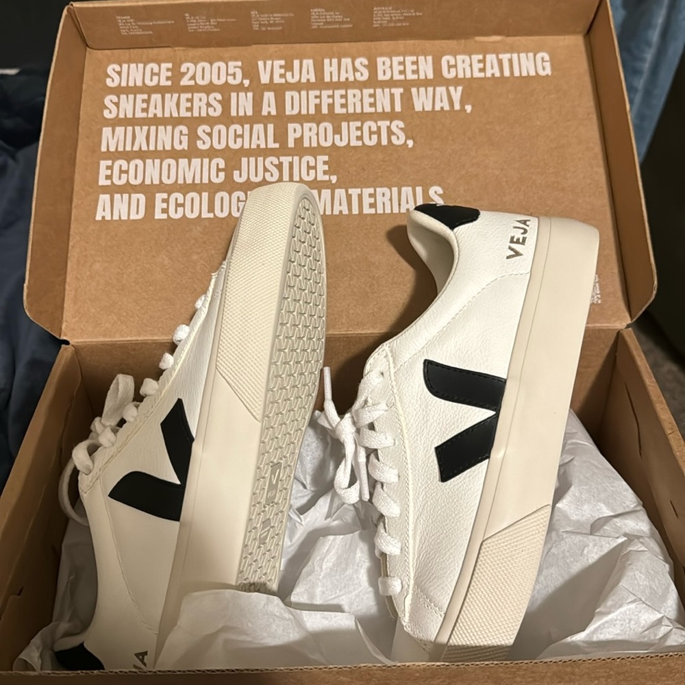 Veja Campo women’s 37 us size 6